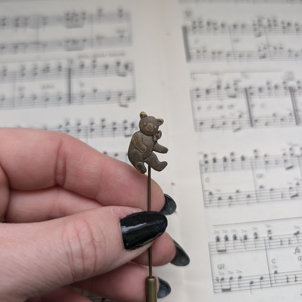 Vintage Bear Stick Pin